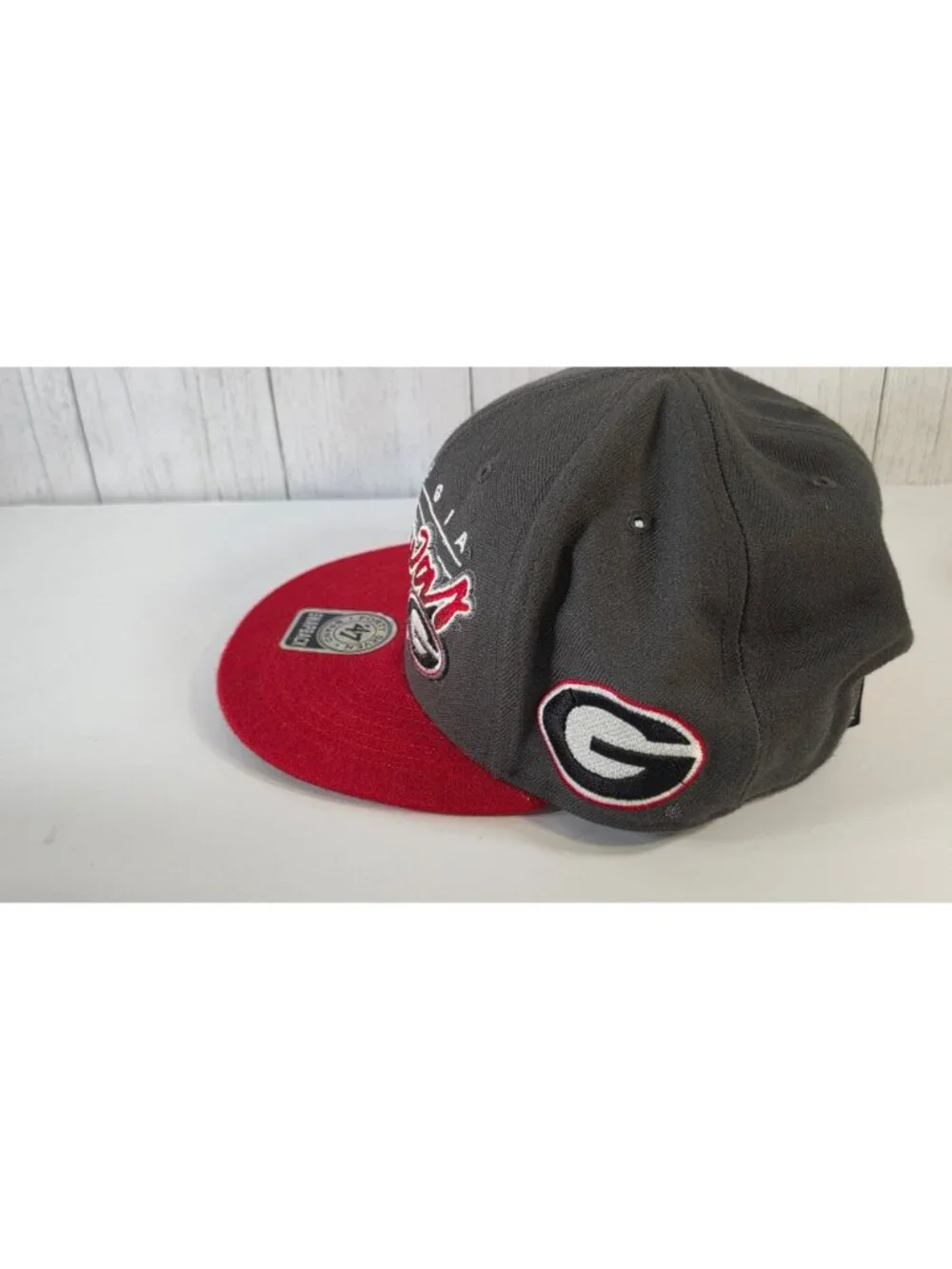 GEORGIA BULLDOGS 47 BRAND SNAPBACK HAT GRAY RED SCRIPT NCAA UGA DAWGS ADJUSTABLE